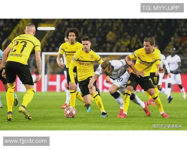 国王杯激战:多特蒙德与阿森纳战平红牌事件引发全场热议 国王杯激战:多特蒙德与阿森纳战平红牌事件引发全场热议