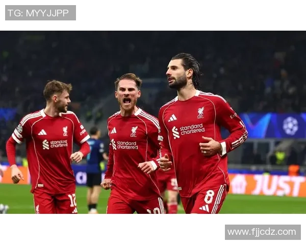 中超激战:利物浦逆转拜仁红牌事件引发全场热议