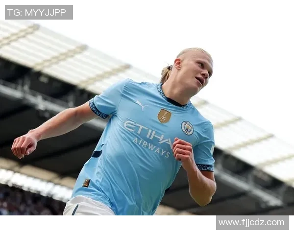 曼城友谊赛大胜里昂帽子戏法引发全场热烈欢呼 曼城友谊赛大胜里昂帽子戏法引发全场热烈欢呼