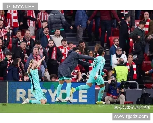 意甲激战:马竞狂胜曼城六比二红牌事件引发全场热议 意甲激战:马竞狂胜曼城六比二红牌事件引发全场热议